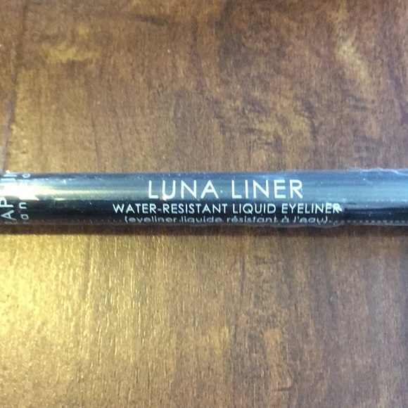 Seraphine Botanicals | Luna Liquid Eyeliner - Picture 2 of 4